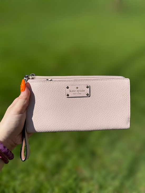 kate spade Handbags - Kate Spade New York Layton Wellesley Leather Wristlet Wallet